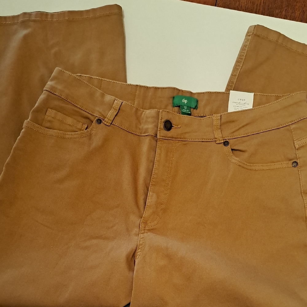 Women's wide leg crops